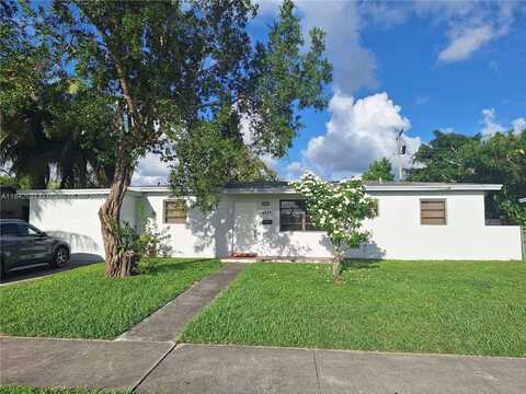 4315 SW 98th Ave, Miami, FL 33165