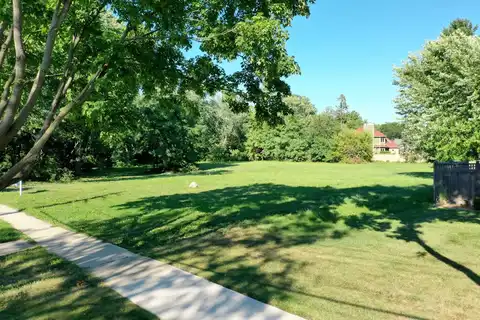 137 N. Elizabeth Street, Lombard, IL 60148