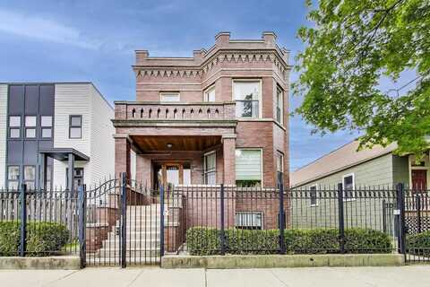 2333 N. Spaulding Avenue, Chicago, IL 60647