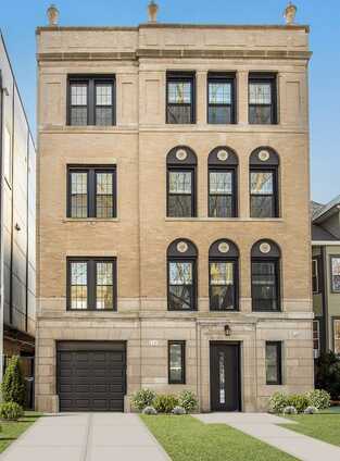 1535 W. Estes Avenue, Chicago, IL 60626