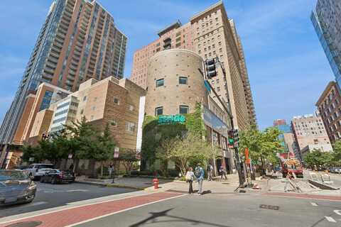 40 E. 9th Street, Chicago, IL 60605