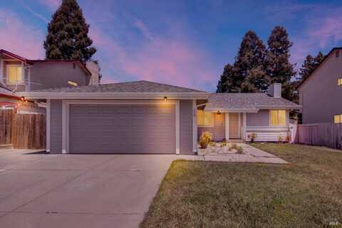 208 Waterford Drive, Vacaville, CA 95688
