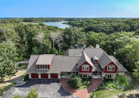 W1969 Itsa Little Rd, Mukwonago, WI 53149
