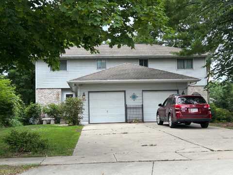 1210 Williams St, Lake Geneva, WI 53147