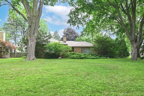 3110 N Menomonee River Pkwy, Milwaukee, WI 53222