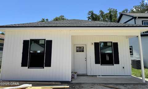 910 E 9th Court, Panama City, FL 32401