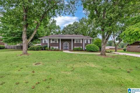 6004 GWIN CIRCLE, HUEYTOWN, AL 35023