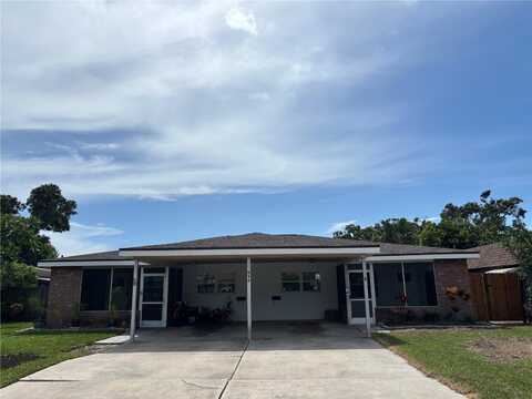 674 HERITAGE LANE, LARGO, FL 33770