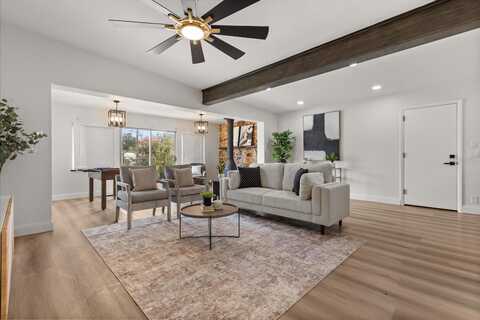 5402 KINGSWOOD DRIVE, ORLANDO, FL 32810