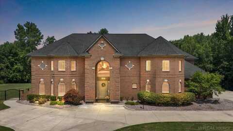 15975 E 14 Mile, Fraser, MI 48026