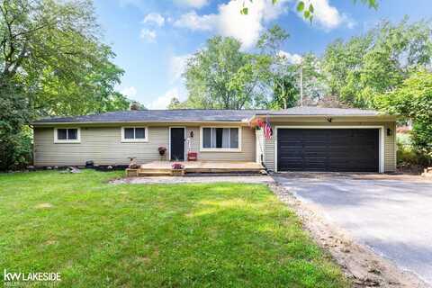 11395 Big Lake, Davisburg, MI 48350