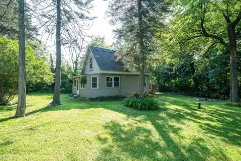 1289 Boulevard, Howell, MI 48843