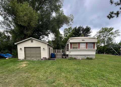 103 Lakeside, Houghton Lake Heights, MI 48630