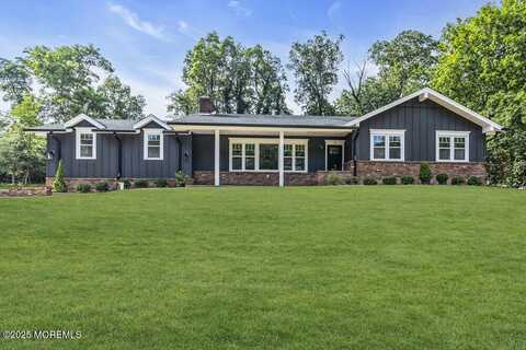 8 Holling Road, Colts Neck, NJ 07722