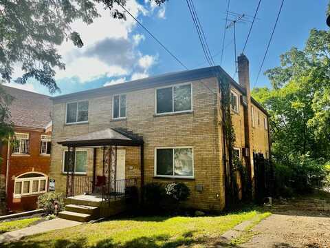 2739 Powell Drive, Cincinnati, OH 45211