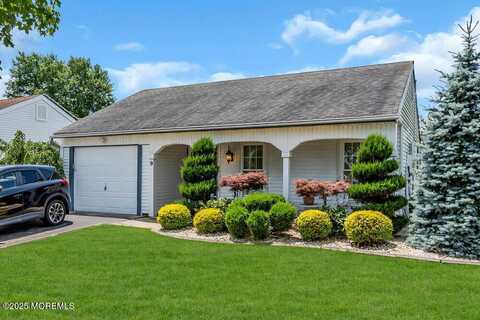 9 Oakham Row, Manchester, NJ 08759