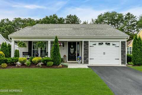 37 Normanton Avenue, Manchester, NJ 08759