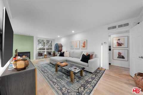 927 N Kings Rd, West Hollywood, CA 90069