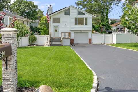 50 Hillside Road, Farmingville, NY 11738
