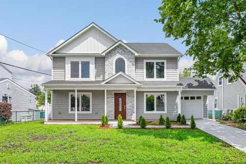 39 Stirrup Lane, Levittown, NY 11756