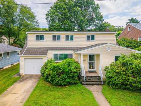 60 Jayson Avenue, Great Neck, NY 11021