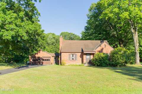 12 Woodside Drive, Glenville, NY 12302