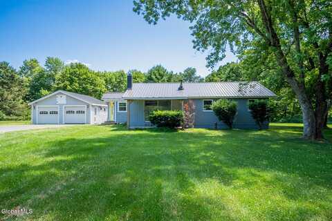 12 Hawks Way, White Creek, NY 12057