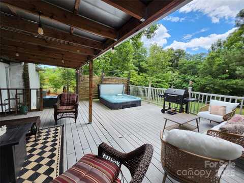 1658 Oakdale Drive, Lancaster, SC 29720