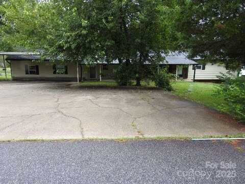 301 Meredith Drive, Trinity, NC 27370