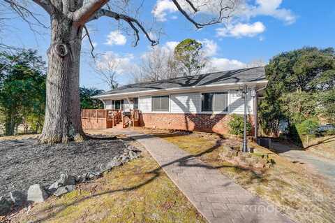 6514 Highwood Place, Charlotte, NC 28210
