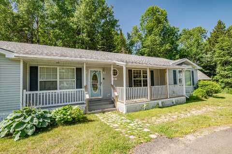 20 Punky Lane, Waterville, ME 04901