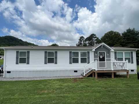 210 Lee Street, BLUEFIELD, VA 24605