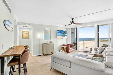 58 N Collier, MARCO ISLAND, FL 34145