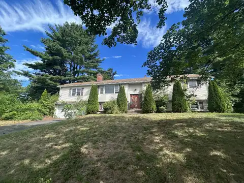 39 Phelps Drive, Hamden, CT 06514