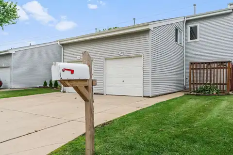 275 E Alpine Drive, Glendale Heights, IL 60139