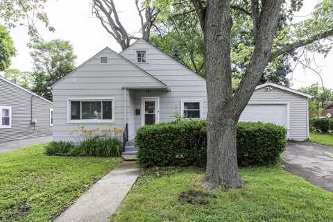 221 Kenwood Drive, Round Lake Park, IL 60073