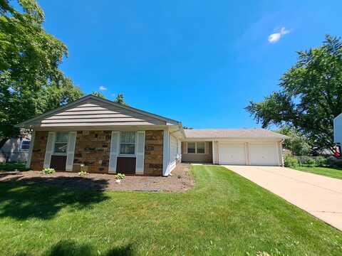 101 Emerson Drive, Schaumburg, IL 60193