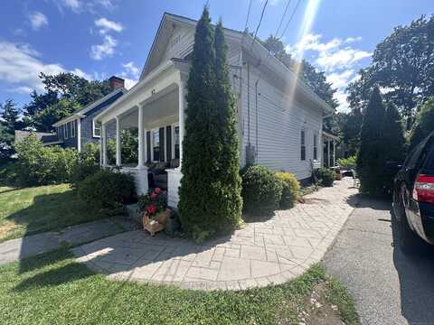 93 Oneco Street, Norwich, CT 06360