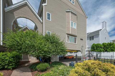 2660 North Avenue, Bridgeport, CT 06604