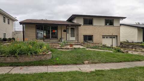 825 S School Street, Lombard, IL 60148