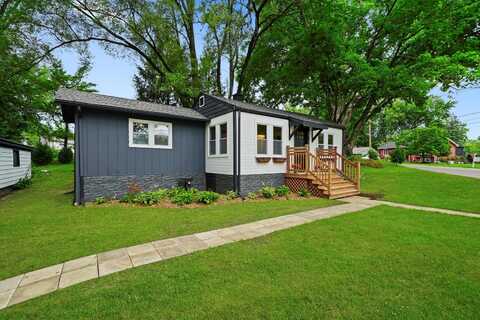 223 S Shore Drive, Island Lake, IL 60042