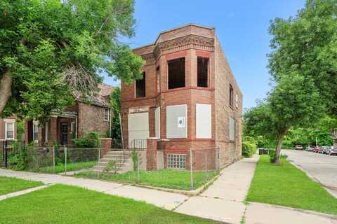 7225 S Woodlawn Avenue, Chicago, IL 60619