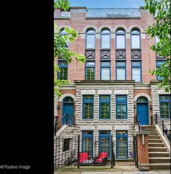 363 W Superior Street, Chicago, IL 60654