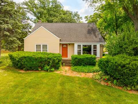 7105 Clarendon Hills Road, Darien, IL 60561