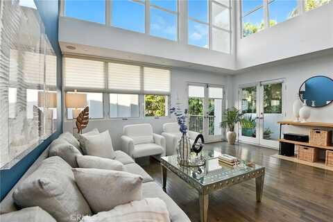 2203 3rd Street, Santa Monica, CA 90405