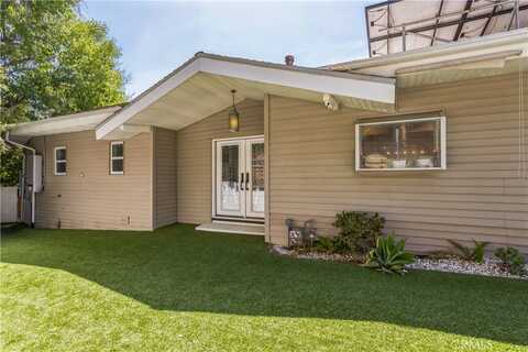 4922 Escobedo Drive, Woodland Hills, CA 91364