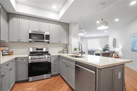 927 Deep Valley Drive, Rolling Hills Estates, CA 90274