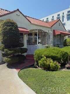 2541 S Curson Avenue, Los Angeles, CA 90016