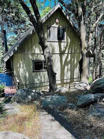 1010 Jungfrau Drive, Crestline, CA 92325