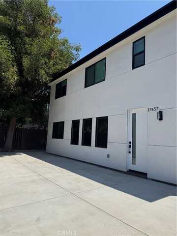 17457 Bullock Street, Encino, CA 91316
